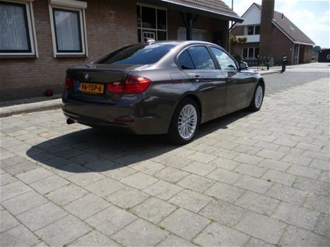 BMW 3-serie - 320i Executive - 1