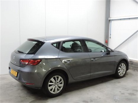 Seat Leon - 1.2 TSI Enjpy. navi Prijs Rijklaar - 1