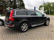 Volvo XC70 - XC70 2.4 D5 AWD SUMMUM NAVI LEDER - 1 - Thumbnail