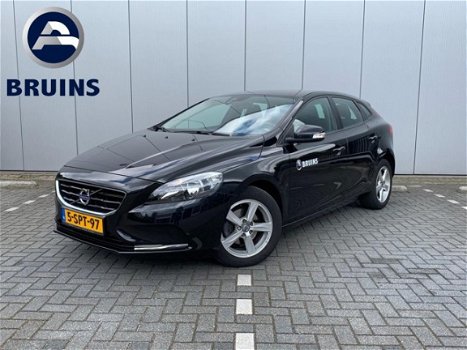 Volvo V40 - 1.6 D2 115 PK MOMENTUM - 1