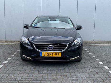 Volvo V40 - 1.6 D2 115 PK MOMENTUM - 1