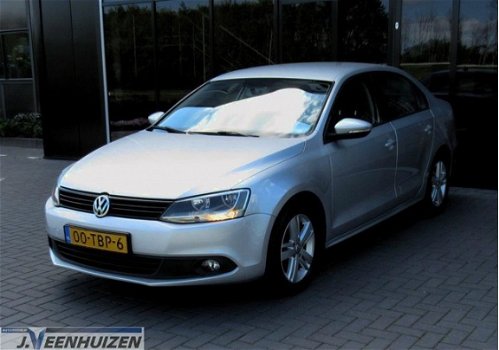 Volkswagen Jetta - 1.4 TSI Trendline DSG automaat Bj '12 NIEUWE APK Keurige auto - 1