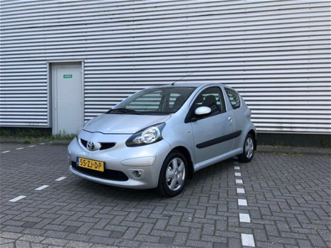 Toyota Aygo - 1.0 12v VVT-i Airco elek ramen - 1