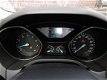 Ford Focus - 1.0 EcoBoost 100pk 5-deurs Ambiente Airco Navi - 1 - Thumbnail