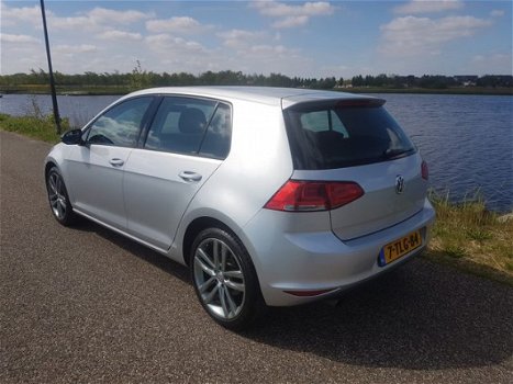 Volkswagen Golf - 1.2 TSI Trendline - 1