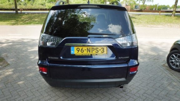 Mitsubishi Outlander - 2.0 Intro Edition Automaat, Navi, Nap - 1