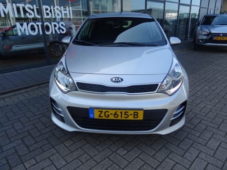 Kia Rio - 1.2 CVVT *NAVIGATIE* 15.000 KM * CAMERA CLIMATE CONTROL CRUISE CONTROL LICHTMETALEN WIELEN - 1