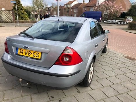 Ford Mondeo - 1.8-16V Ambiente climate control, trekhaak, goed onderhouden - 1