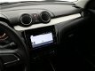 Suzuki Swift - 1.2 Select | Stoelverwarming | Parkeercamera | Airco | - 1 - Thumbnail