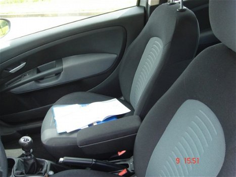 Fiat Grande Punto - 1.4 Dynamic Airco met boekjes+NAP - 1