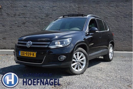 Volkswagen Tiguan - 2.0 TDI Sport&Style R-line Edition Navi / Cruise / Clima / Elektr. panoramadak - 1