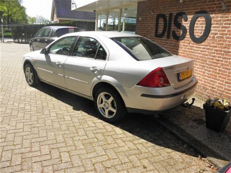 Ford Mondeo - 1.8-16V First Ed - 1