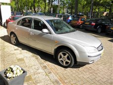 Ford Mondeo - 1.8-16V First Ed