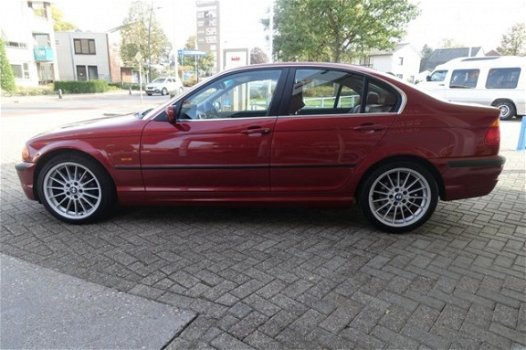 BMW 3-serie - 320i Executive leer, automaat, M pakket - 1