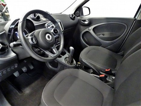 Smart Forfour - 1.0 Passion | Airco | Nav | Cruise | Nieuwstaat - 1