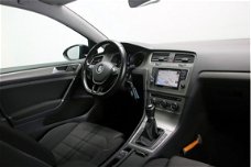 Volkswagen Golf - 1.0 TSI Comfortline Navigatie Climate Control Parkassist 200x Vw -Audi-Seat-Skoda