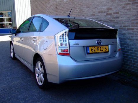 Toyota Prius - 1.8 Aspiration - Climate control - Cruise - AUX - LM velgen - 1