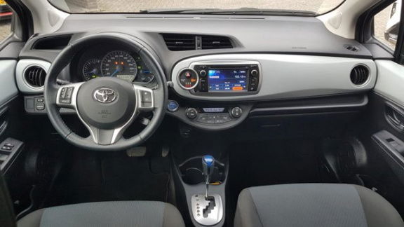 Toyota Yaris - 1.5 Hybrid 100PK Aspiration Navi - 1