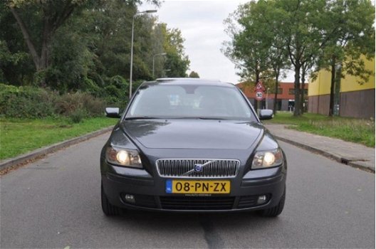 Volvo V50 - 2.4i 170PK SUMMUM, LEDER/SCHUIFDAK NETTE VOLVO - 1