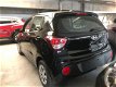 Hyundai i10 - Comfort + navi in diverse kleuren VAN 14.990, - VOOR 12.990, - 1 - Thumbnail