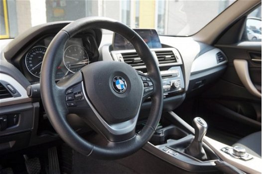 BMW 1-serie - 116d EDE 116pk Executive BJ2015 Nw Model | LED V+A | Navi | Clima | PDC | Cruise - 1