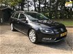 Volkswagen Passat Variant - 1.6 TDI Highline BlueMotion PANO, NAVI, LEDER, Zeer nette auto - 1 - Thumbnail