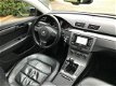 Volkswagen Passat Variant - 1.6 TDI Highline BlueMotion PANO, NAVI, LEDER, Zeer nette auto - 1 - Thumbnail