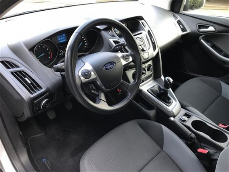 Ford Focus - 1.6 TI-VCT Trend Airco, Cruise control, NAP, Zeer nette auto - 1