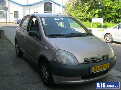 Toyota Yaris - YARIS; 1.0 16V VVTI 5-DRS - 1