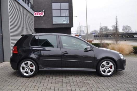 Volkswagen Golf - 2.0 TFSI GTI - 1