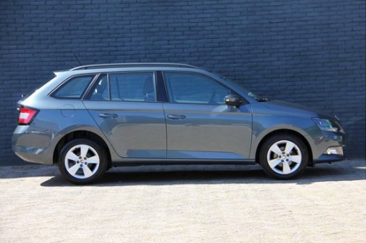 Skoda Fabia Combi - 1.2 TSI Ambition Business I INCL. € 695, 00 AFL.KOSTEN + BOVAG GARANTIE - 1