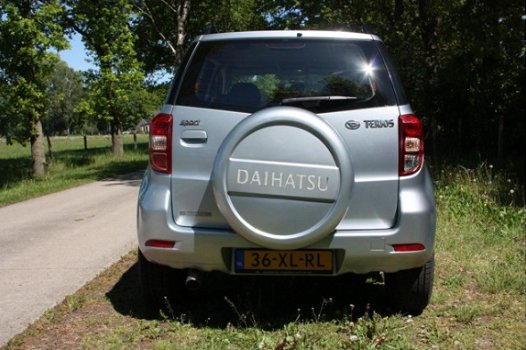 Daihatsu Terios - 1.5-16v Expedition 2WD NL-auto met Nationale Autopas - 1