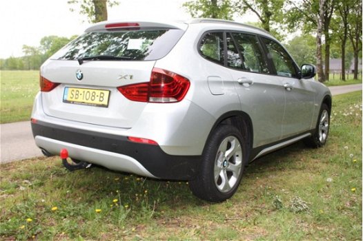 BMW X1 - 2.0d xDrive Executive AUTOMAAT, met UNIEK LAGE KM (volledig onderbouwd) - 1