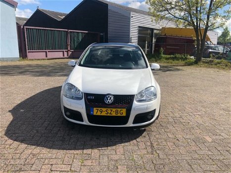 Volkswagen Golf - 1.9 TDI Sportline - 1