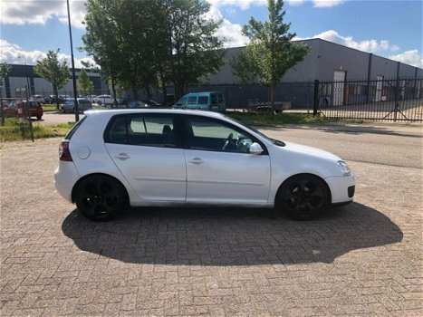 Volkswagen Golf - 1.9 TDI Sportline - 1