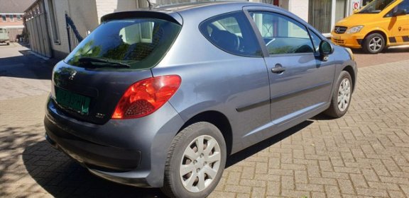 Peugeot 207 - 1.4 16V 3DRS - 1