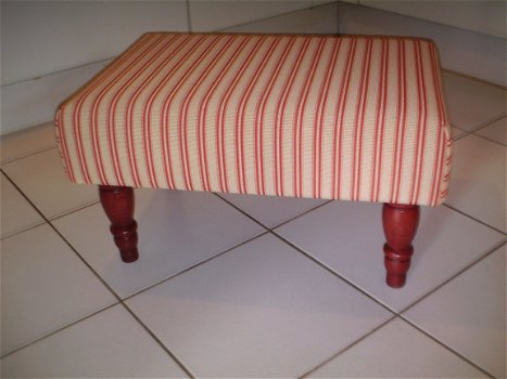 Footstool 41x62cm - rode streep - 550 mahonie - Nieuw !! - 1