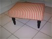 Footstool 41x62cm - rode streep - 550 mahonie - Nieuw !! - 2 - Thumbnail