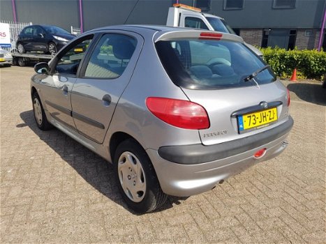 Peugeot 206 - 1.4 Gentry 5drs Airco - 1