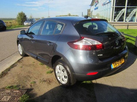 Renault Mégane - 1.5 dCi 110 pk Expression Leer stuur Mistlampen Airco TomTom - 1