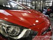 Hyundai i30 Wagon - 1.6 CRDI Business Edition - 1 - Thumbnail