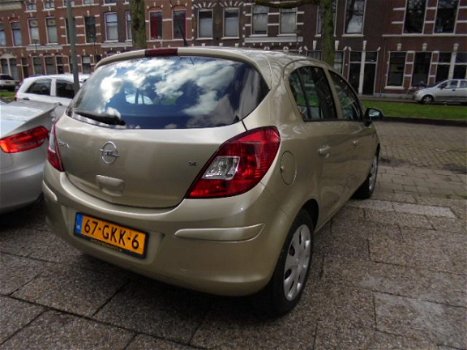 Opel Corsa - 1.4 16V 5D - 1