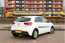 Kia Rio - 1.0 T-GDI 100pk Design Edition DEMO VOORDEEL