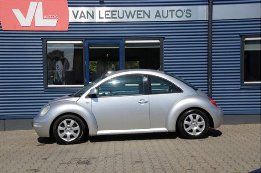 Volkswagen New Beetle - 2.0 Highline | Lichtmetalen velgen | Centrale deurvergrendeling | Nette auto - 1