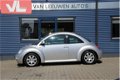 Volkswagen New Beetle - 2.0 Highline | Lichtmetalen velgen | Centrale deurvergrendeling | Nette auto - 1 - Thumbnail