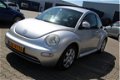 Volkswagen New Beetle - 2.0 Highline | Lichtmetalen velgen | Centrale deurvergrendeling | Nette auto - 1 - Thumbnail