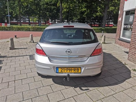 Opel Astra - 1.8 Enjoy APK 08-'20/AIRCO/CRUISE/VOL AUTOMAAT/ELEK.PAKKET/NAP - 1