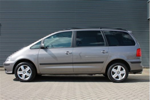 Seat Alhambra - 1.9 TDi Automaat Signo 7-Persoons Leer Navigatie - 1