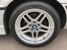 BMW 7-serie - 750i V12 FULL OPTIONS IN TOPSTAAT NL AUTO 1E EIGENAAR