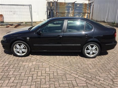 Seat Toledo - 2.3 V5 Sport - 1